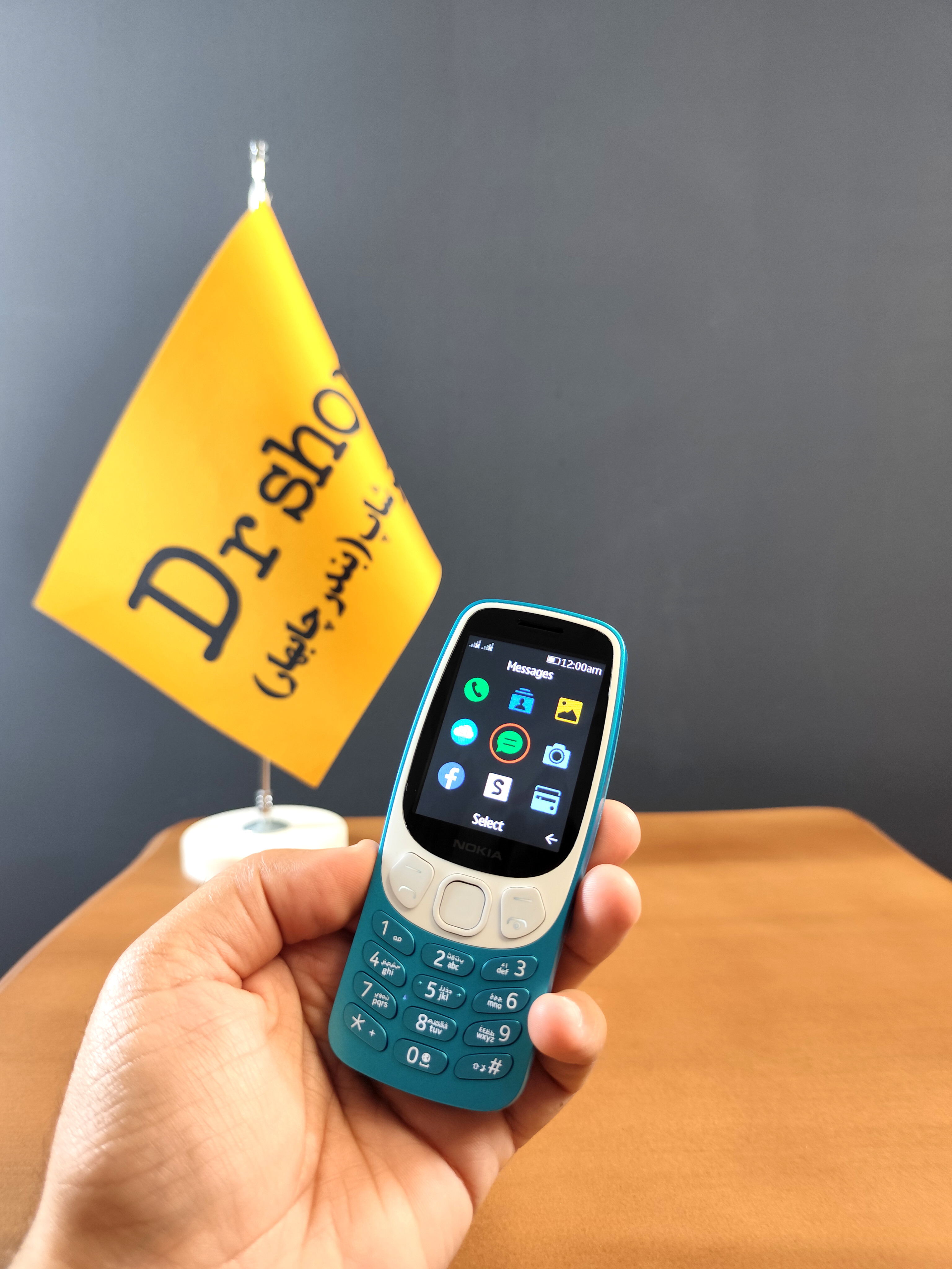 نوکیا مدل 3210 4G LTE حافظه 128 مگابایت و رم 64 مگابایت با گارانتی 12 ماهه