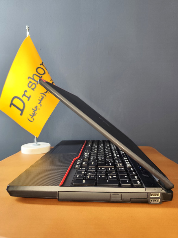لپ تاپ 15.6 اینچی استوک برند فوجیتسو | مدل LIFEBOOK A743 | حافظه 320GB HHD | رم 8GB