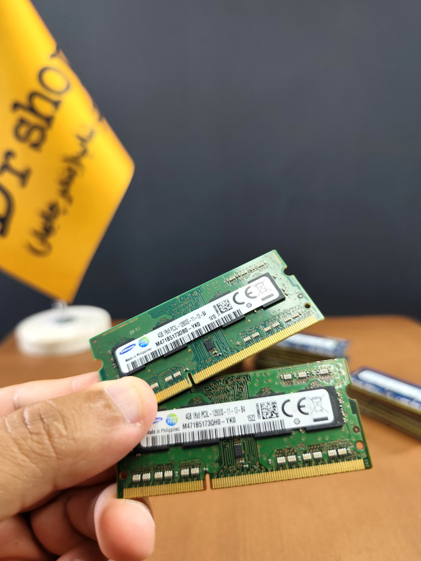 رم لپ تاپ سامسونگ مدل 12800S استوک ظرفیت 4 گیگابایت DDR3L فرکانس 1600 مگاهرتز CL11